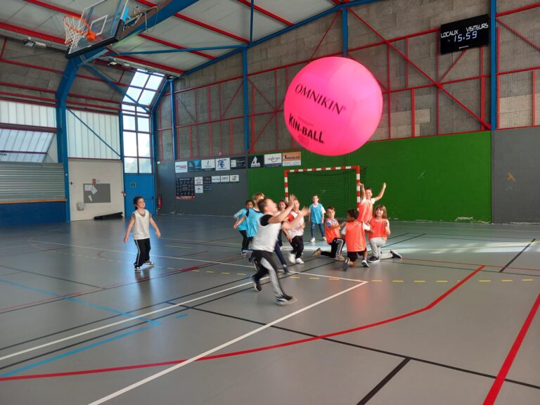 Kin-Ball et jeux d’opposition en CP-CE1